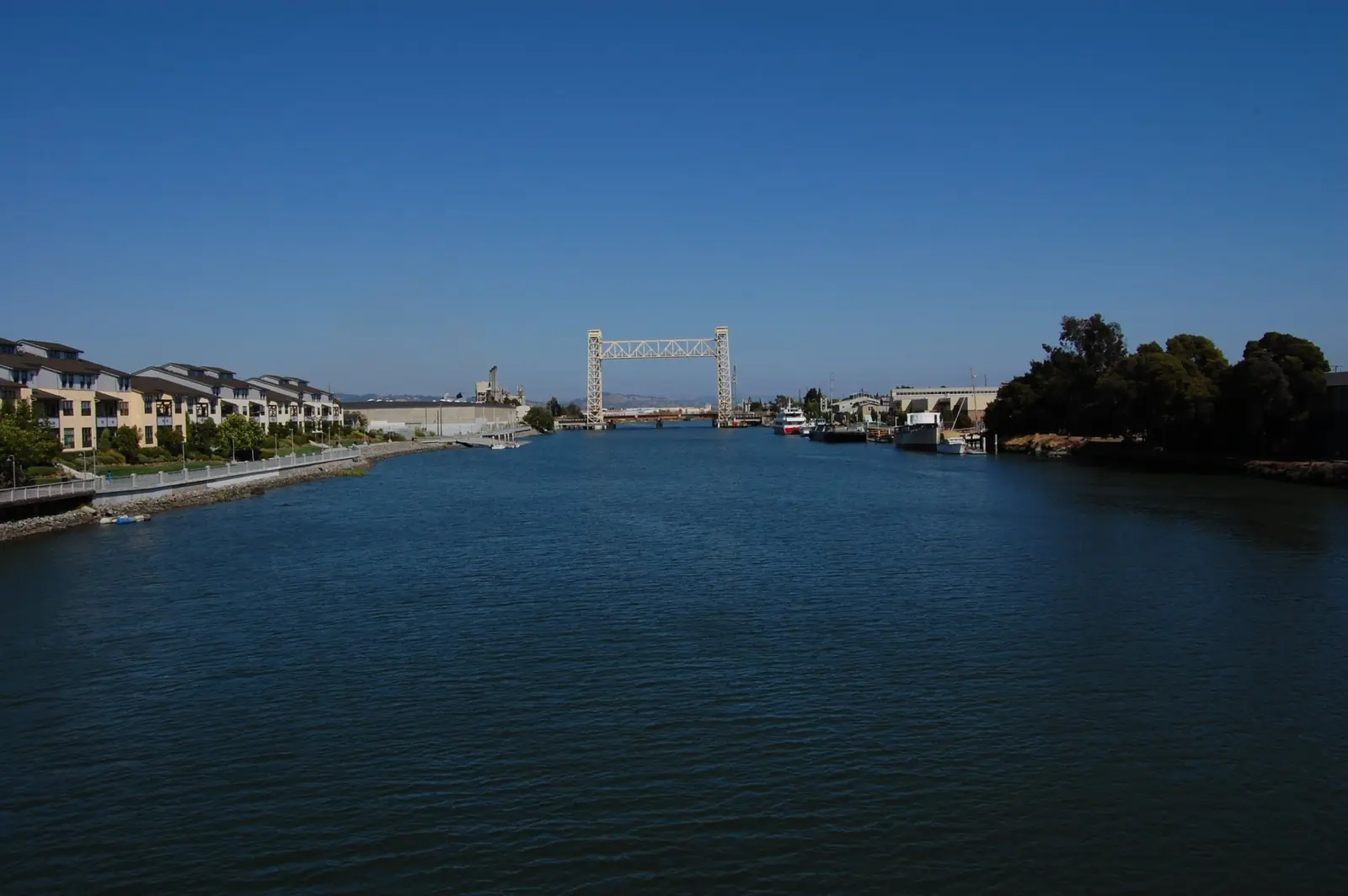 The Tidal Canal, Fernside