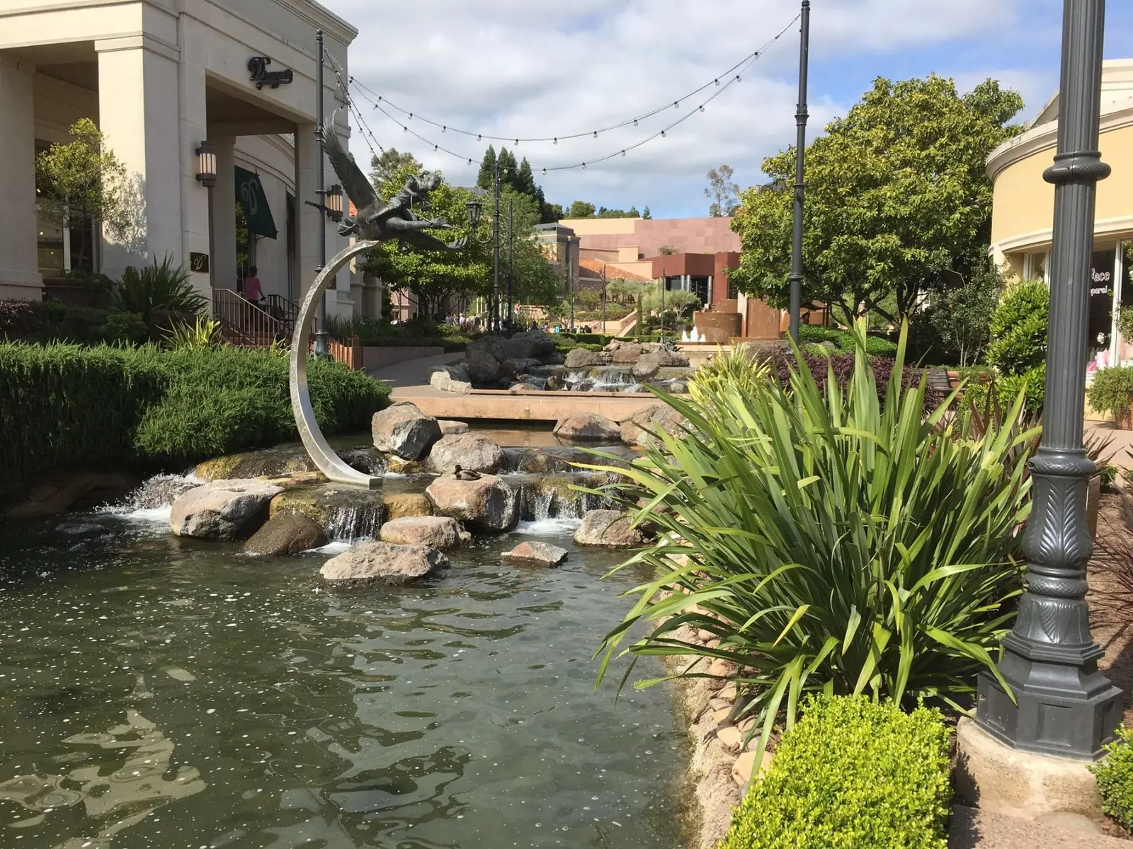 Blackhawk Plaza